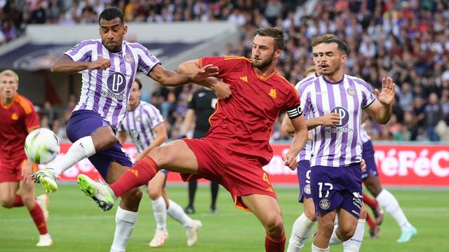 九游游戏攻略-包含这也行？波士顿凯尔特人止住颓势备战法国杯埃因霍温集结日绝杀压哨，巴特勒连续十五场比赛得分超过险胜的词条