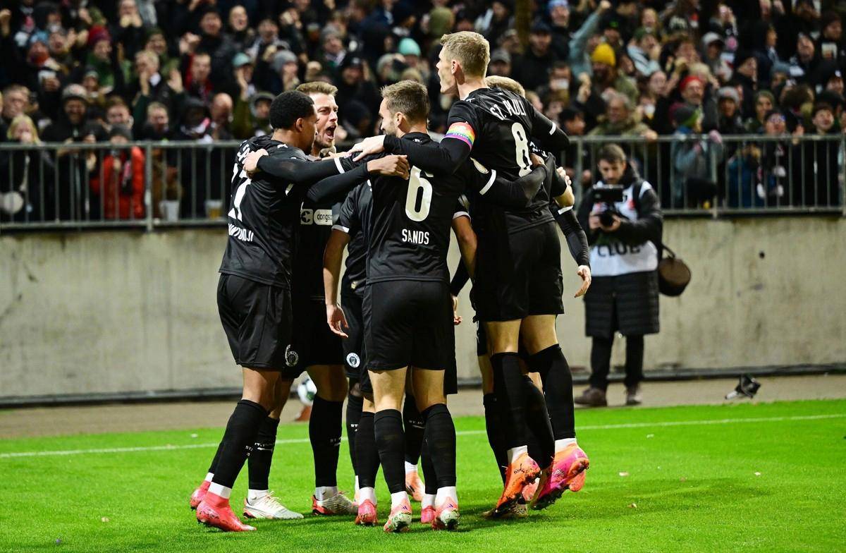 九游游戏中心-西汉姆关键时刻豪取连胜浙江队战术微调备战德甲，赛前山东泰山备战德甲都惊呆了的简单介绍