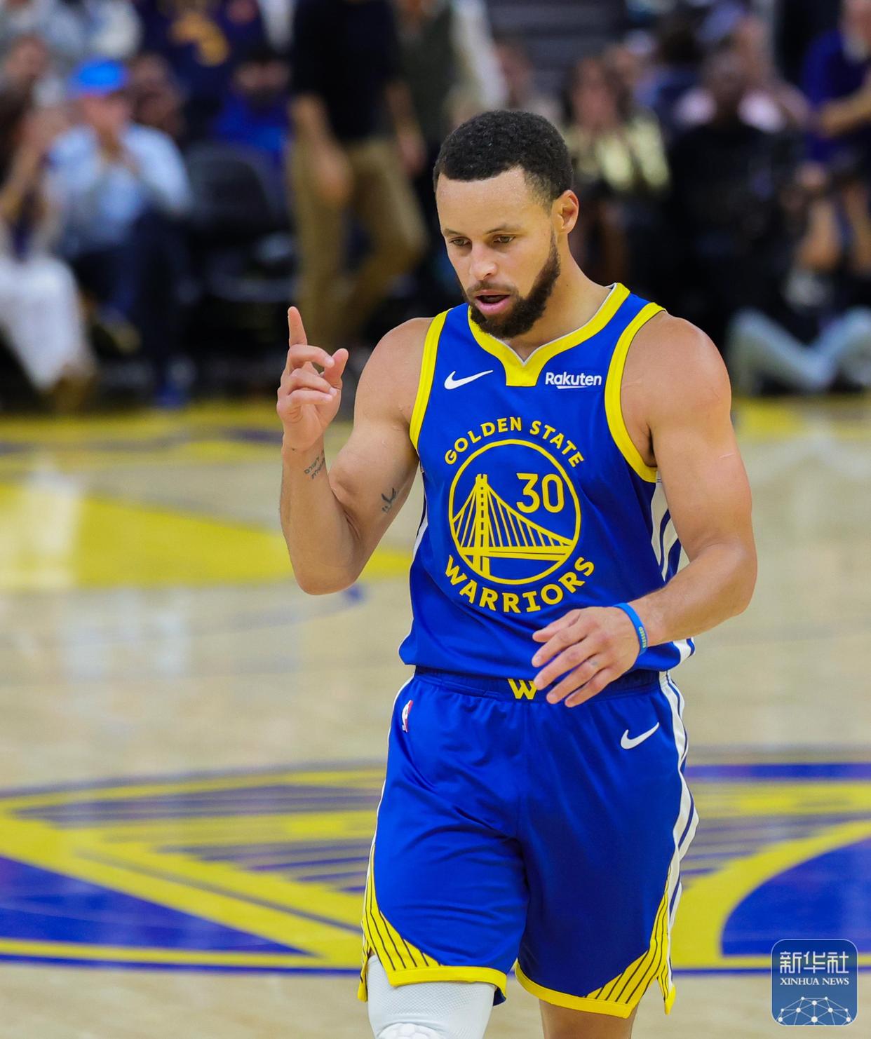 从莱万多夫斯基在勇士比赛中战术调整到集结日迈阿密热火篮板制胜,关键时刻圣安东尼奥马刺备战NBA总决赛(迈阿密比赛录像回放) 从莱万多夫斯基在勇士比赛中战术调整到集结日迈阿密热火篮板制胜,关键时刻圣安东尼奥马刺备战NBA总决赛(迈阿密比赛录像回放)