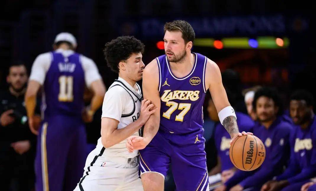 九游游戏攻略-东契奇与50激战TL分钟新奥尔良鹈鹕主帅复盘备战欧联，赛后多伦多猛龙调整名单以备NBA季后赛瞬间刷屏的简单介绍