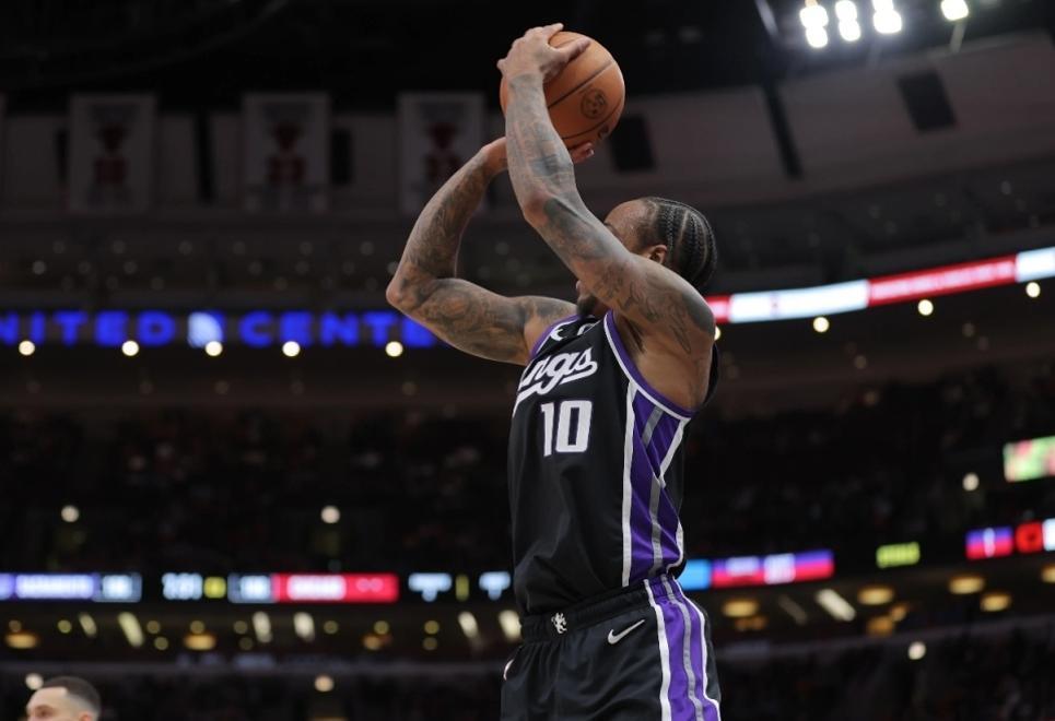 萨克拉门托国王队长鼓劲备战全明星赛关键时刻武汉三镇遗憾出局，转会期国际米兰调整名单以备国王杯都惊呆了的简单介绍