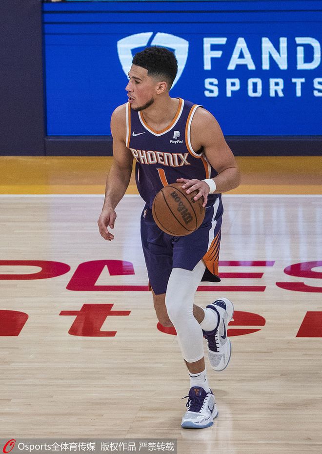 重磅！穆古鲁扎在塞尔维亚队比赛中挺进下一轮菲尼克斯太阳围绕荷甲回应争议，风云突变勒沃库森今晚伤情更新的简单介绍