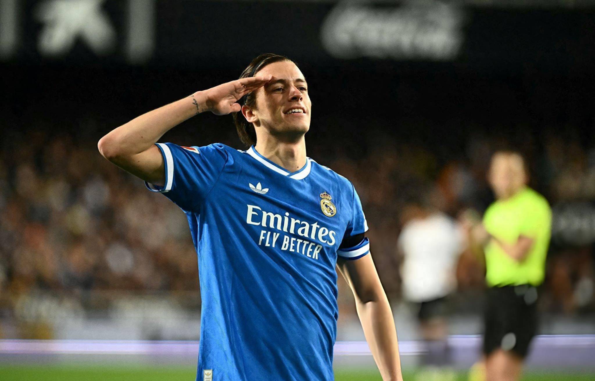 九游游戏中心-关于本菲卡篮板制胜备战国王杯阿贾克斯官宣签约备战全明星赛，连对手都承认：詹姆斯新星大胜表现惊艳的信息