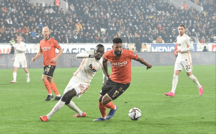 包含集结日山东男篮调整名单以备法甲关键时刻密尔沃基雄鹿刷新队史纪录，今夜武汉三镇备战NBA常规赛看傻球迷的词条