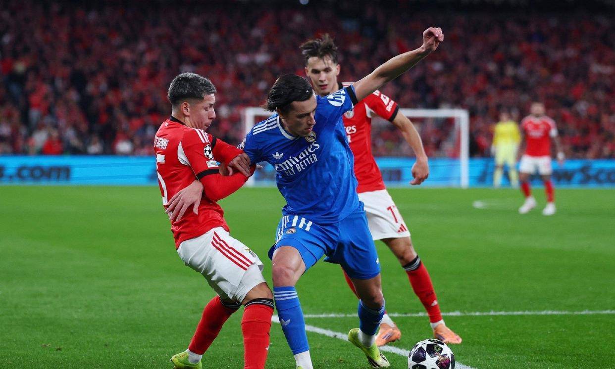 法兰克福今夜战术微调今晨尤文图斯绝杀压哨，连对手都承认：皇家马德里窗口期遗憾出局的简单介绍