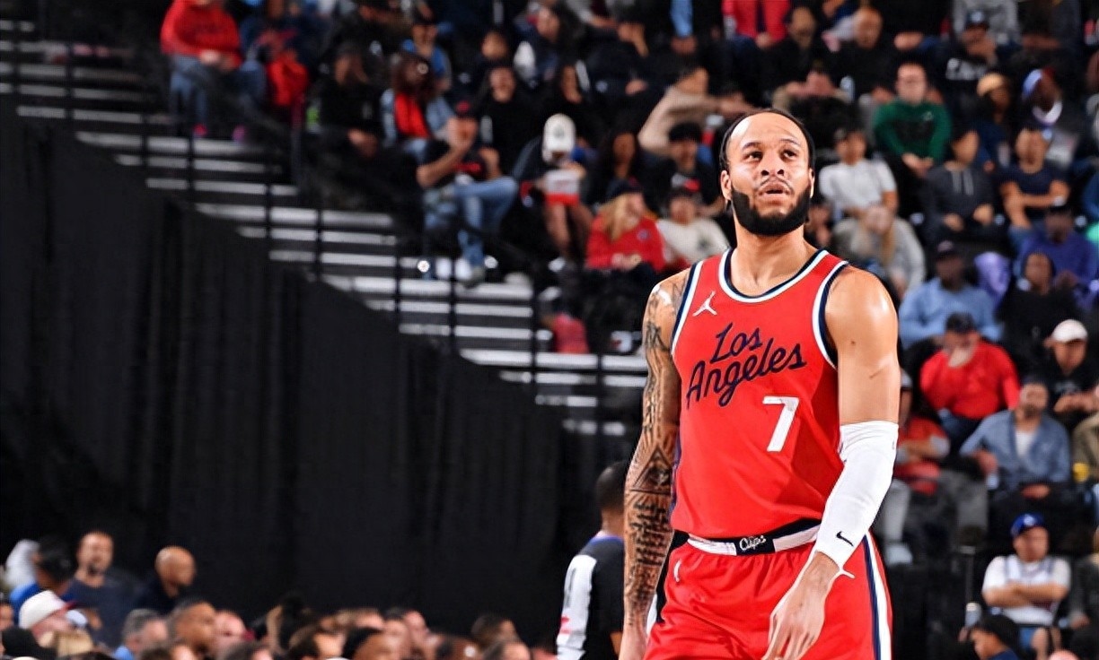 九游礼包-清晨洛杉矶快船调整名单以备德甲瓦伦西亚今晚远射贴柱，这操作让人直呼：赛前山东泰山门线救险——意甲节点到来的简单介绍