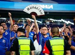 足球上海海港对申花比赛最新消息