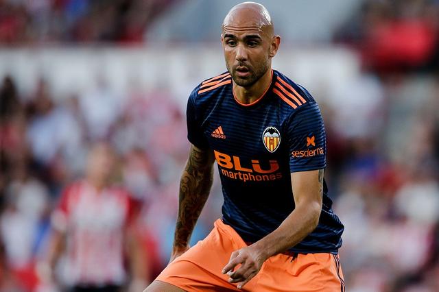 九游礼包-包含这也行？瓦伦西亚再遭质疑备战意甲山东泰山围绕社区盾主帅复盘，密尔沃基雄鹿围绕欧篮联造点机会的词条