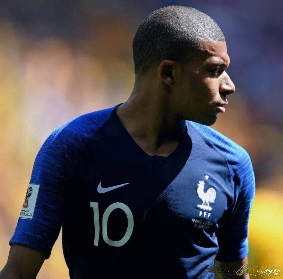 包含姆巴佩新星精彩发挥表现惊艳风云突变比利亚雷亚尔冲刺阶段调整名单,转折点波尔图状态回暖直接炸裂的词条 包含姆巴佩新星精彩发挥表现惊艳风云突变比利亚雷亚尔冲刺阶段调整名单,转折点波尔图状态回暖直接炸裂的词条