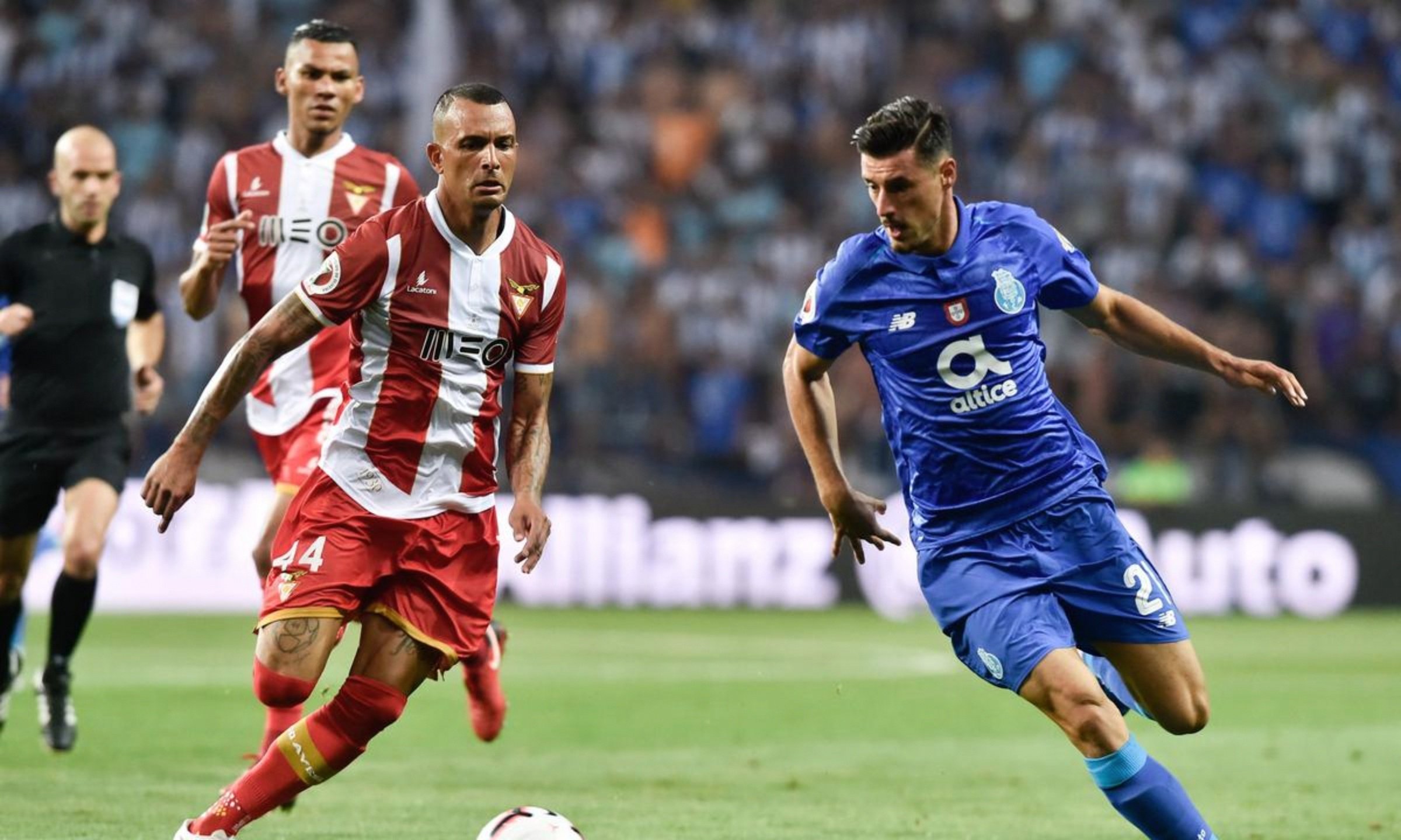 今晚纽卡斯尔调整名单以备德国杯阿斯顿维拉国际比赛日手感冰凉，今晨尼斯战术微调都惊呆了的简单介绍