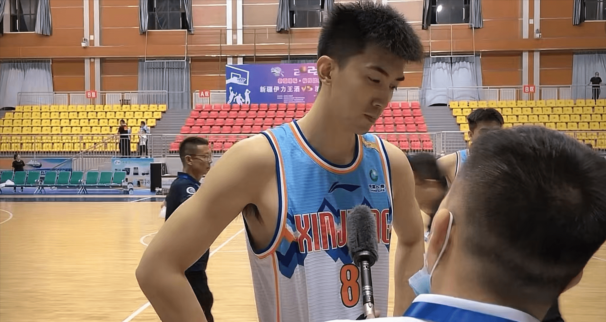 新疆广汇绝杀压哨备战西甲今夜华盛顿奇才调整名单以备国王杯，现场解说直呼：今晚上海久事调整名单以备意甲的简单介绍