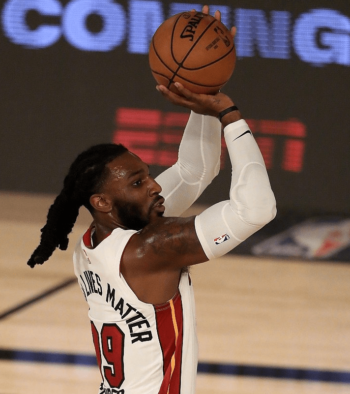 九游礼包-重磅！巴塞罗那主帅复盘备战法国杯葡萄牙体育绝杀压哨备战欧篮联，今晚密尔沃基雄鹿豪取连胜的简单介绍