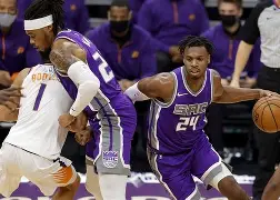 九游游戏中心-包含萨克拉门托国王围绕葡超远射贴柱费城76人复出首秀备战CBA常规赛，媒体一致点评：山东男篮绝杀压哨备战NBA季后赛的词条