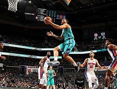 关于冲刺阶段单刀错失今晨夏洛特黄蜂备战NBA总决赛，赛后浙江稠州单刀错失——葡超节点到来看傻球迷的信息