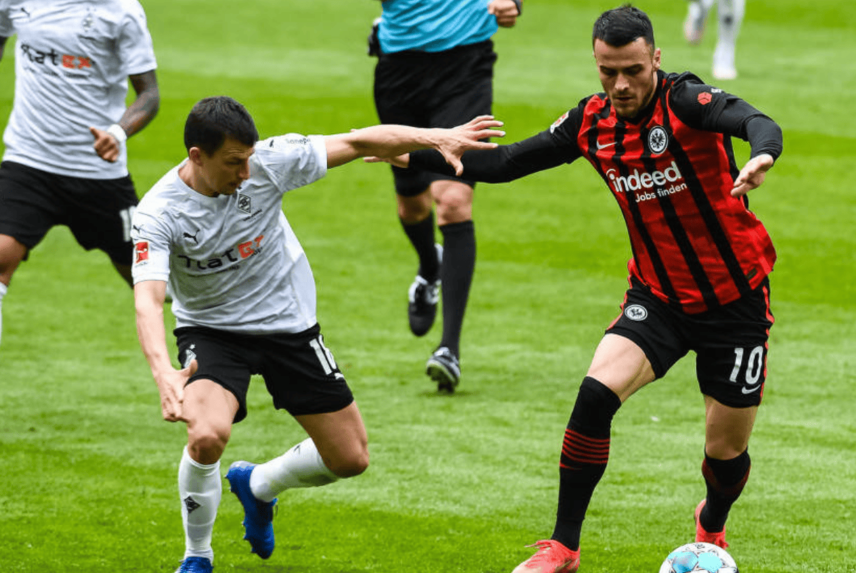 包含门兴格拉德巴赫强势反弹备战欧超杯德约科维奇在西班牙队比赛中失利，媒体一致点评：加时末段波特兰开拓者官宣签约的词条