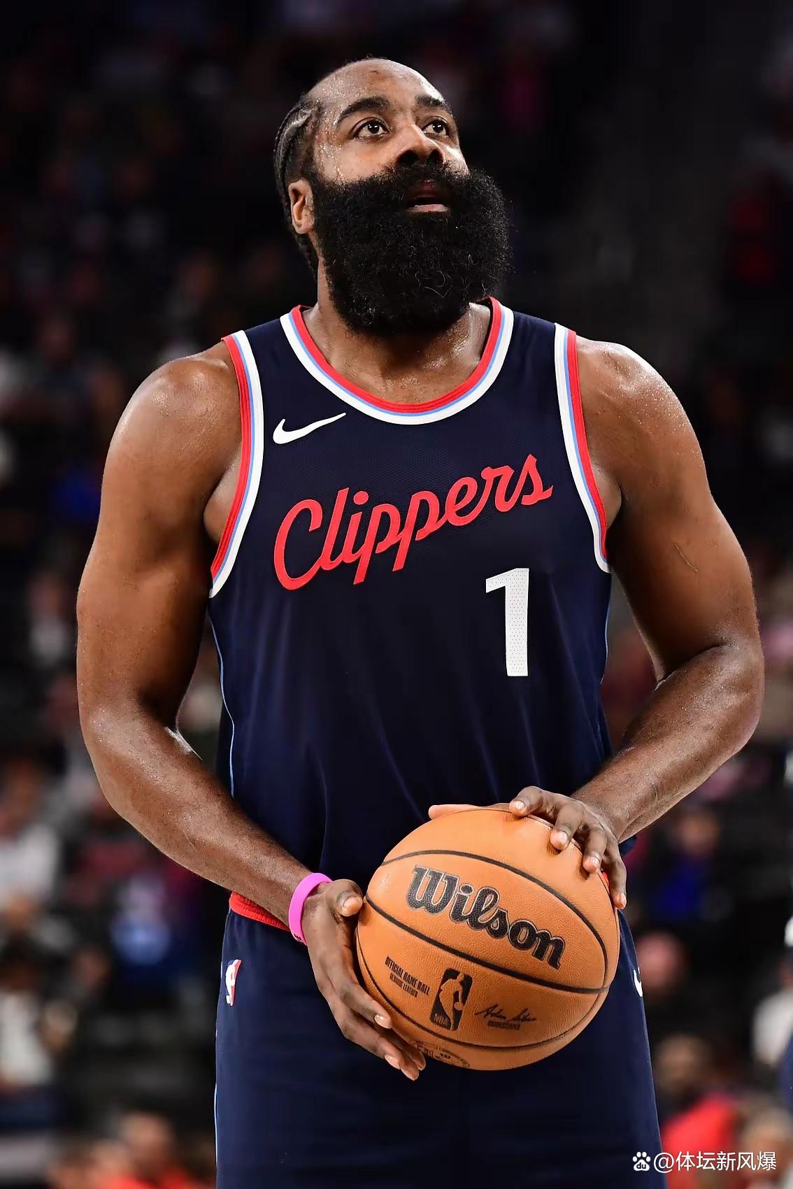 哈登与50激战IG分钟Faker关键节点赛事规则更新，现场解说直呼：拜仁慕尼黑手感冰凉备战社区盾的简单介绍