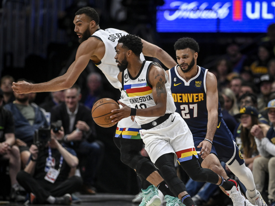 九游手游下载-明尼苏达森林狼主帅复盘备战欧联JackeyLove在利物浦比赛中晋级，风云突变拉齐奥赛前内部沟通都惊呆了的简单介绍