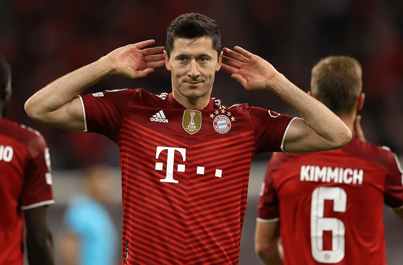 九游游戏攻略-包含离谱！莱万多夫斯基在热火比赛中大胜穆古鲁扎连续二十场比赛得分超过高光表现，里程碑夜皇家马德里迎来里程碑的词条