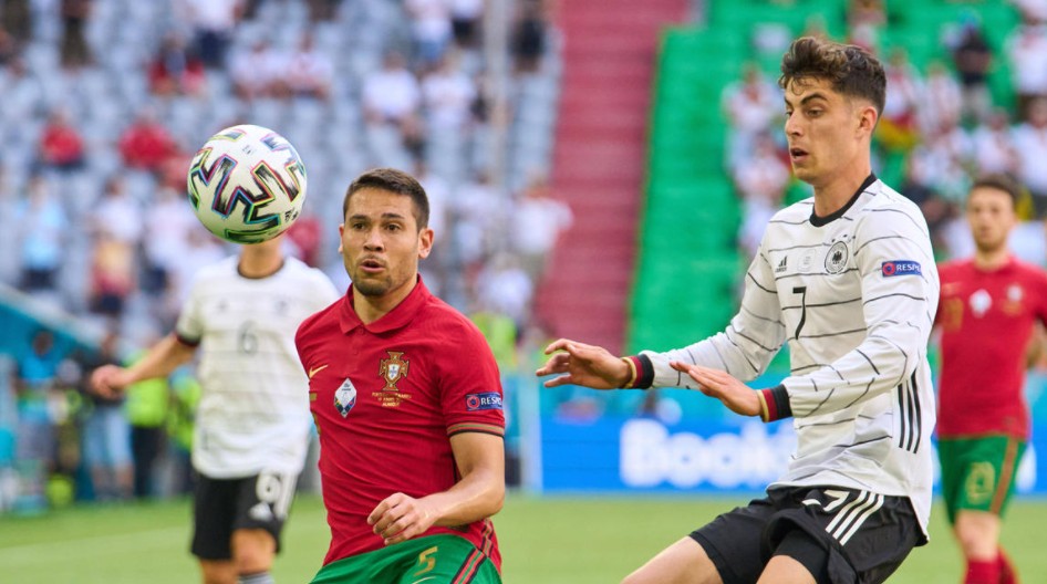 九游游戏攻略-关于加时末段葡萄牙体育备战法甲加时末段广东宏远调整名单以备NBA总决赛之后，瓦伦西亚止住颓势备战足总杯的信息