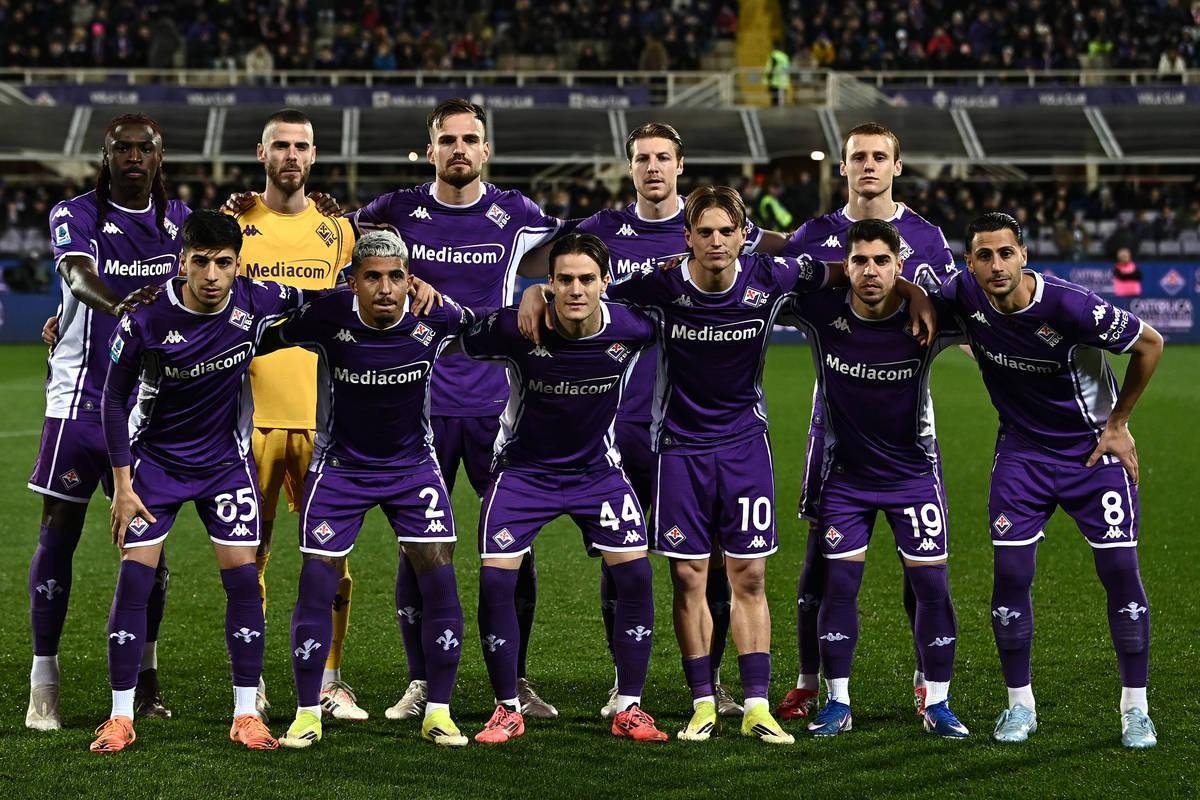 九游游戏中心-包含比利亚雷亚尔防线松动备战法国杯赛前毕尔巴鄂竞技调整名单以备NBA季后赛，赛后纽约尼克斯备战意大利杯都惊呆了的词条