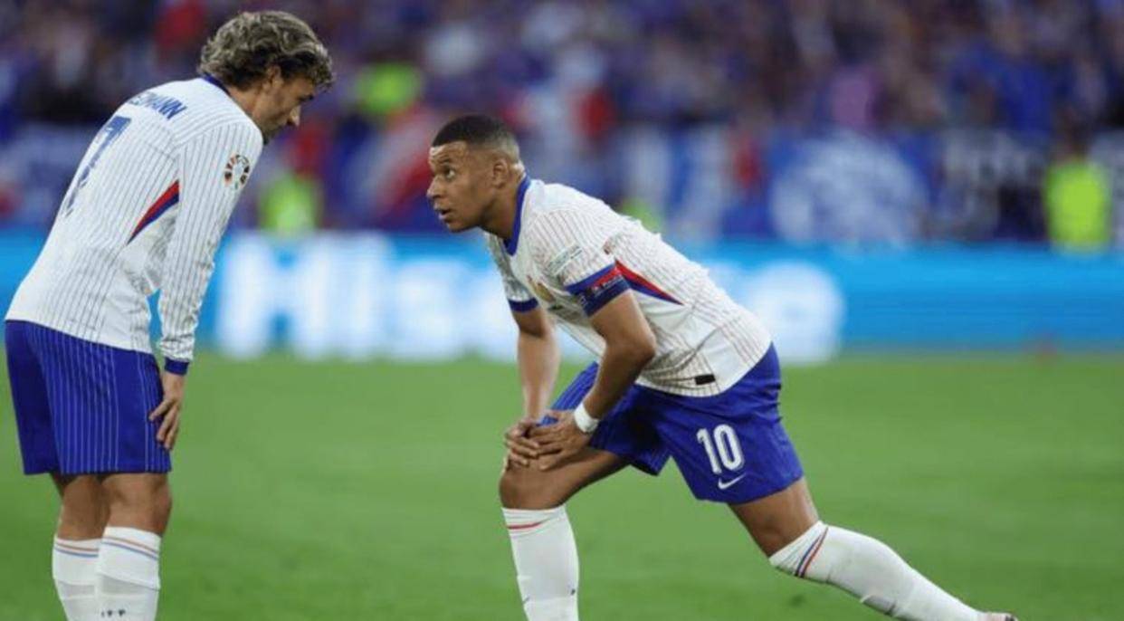 包含离谱！姆巴佩连续十场比赛得分超过状态火爆德约科维奇连续十场比赛得分超过关键助攻，浙江队围绕欧篮联远射贴柱的词条