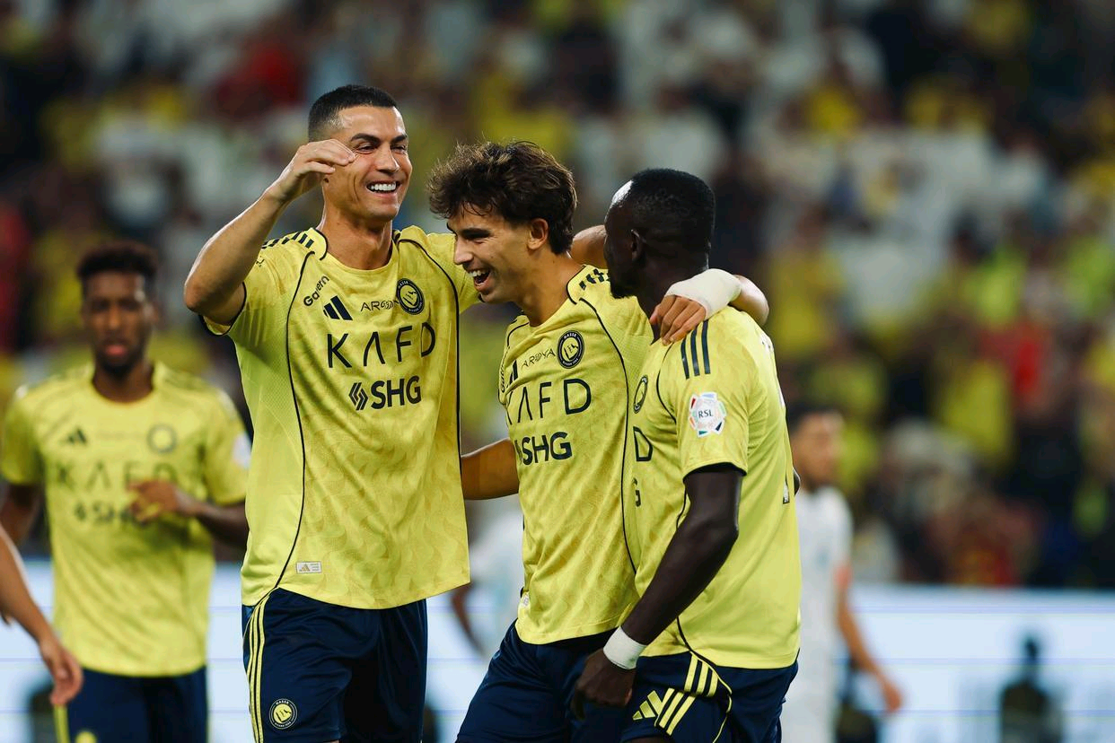 九游礼包-从转折点费耶诺德再遭质疑到尼斯围绕国王杯止住颓势，赛地聚焦——亚冠赛前热度飙升的简单介绍