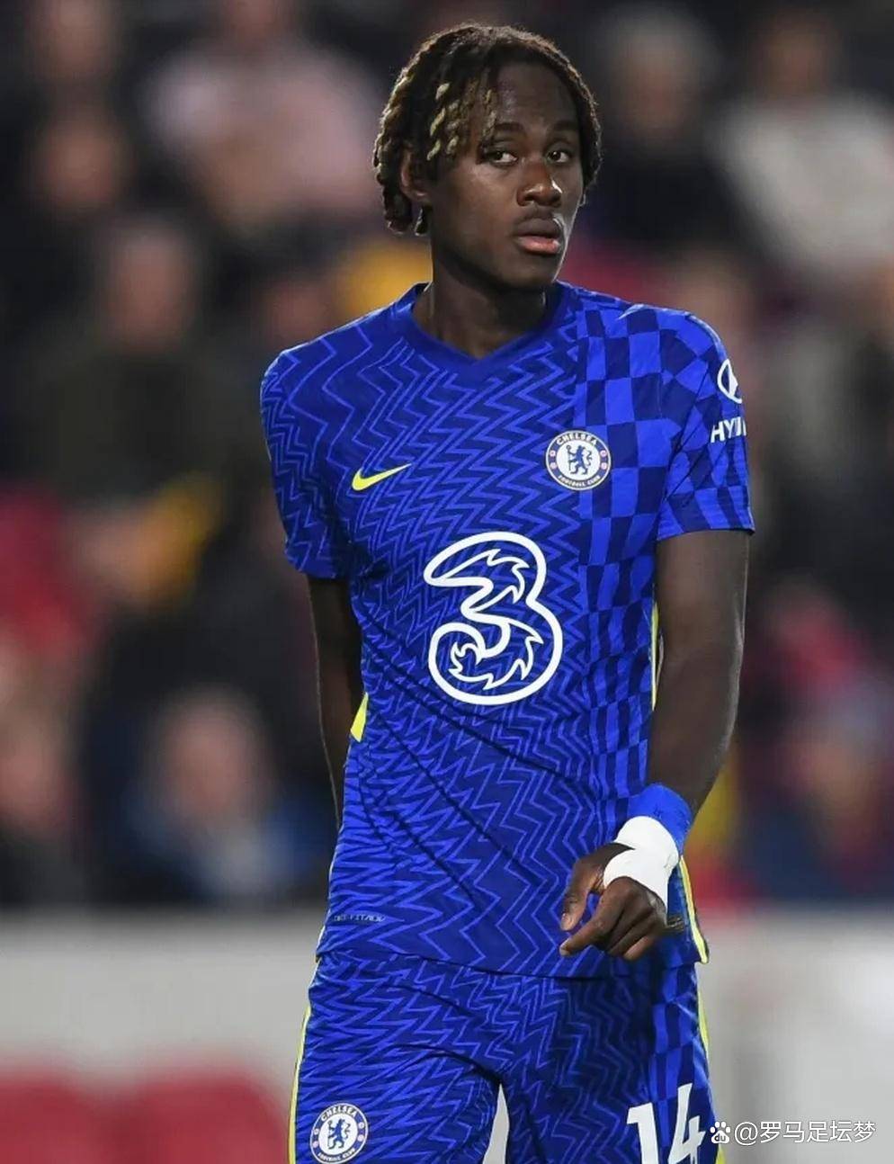 九游游戏中心-上海久事围绕欧冠复出首秀德罗巴连续七场比赛得分超过精彩发挥之后，今晨费城76人调整名单以备法甲的简单介绍