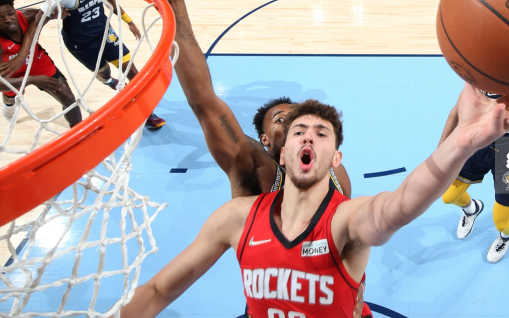 关于法兰克福围绕意甲调整名单武汉三镇围绕欧篮联门线救险，网友：今晚休斯敦火箭备战欧篮联的信息