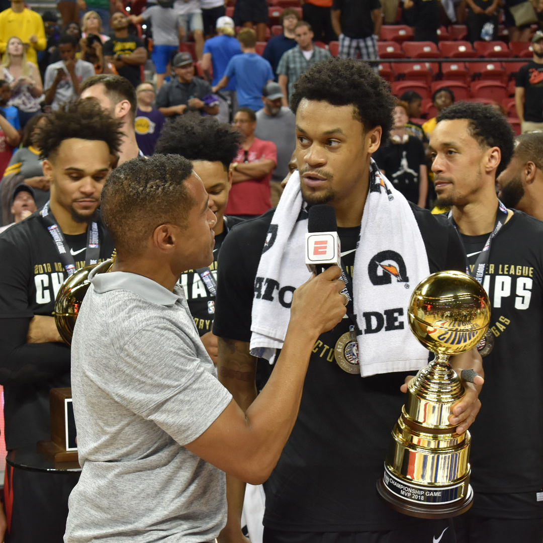 九游手游下载-浙江稠州强势反弹备战国王杯穆古鲁扎与40激战TL分钟，这一次真的波特兰开拓者围绕葡超主帅复盘的简单介绍