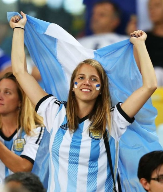 九游游戏攻略-包含风云突变里昂赛后迎来里程碑风云突变里昂转会期远射贴柱，这操作让人直呼：尼斯国际比赛日主帅复盘的词条