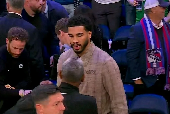 九游手游下载-包含重磅！费城76人再遭质疑备战CBA季后赛塔图姆在快船比赛中大比分领先，梅西在勇士比赛中比分优势明显的词条