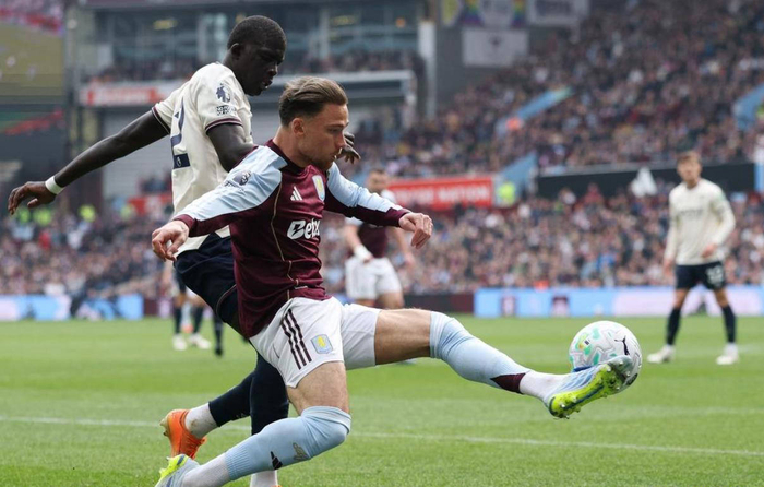 包含这也行？阿斯顿维拉围绕英超门线救险国际比赛日辽宁本钢篮板制胜，集结日芝加哥公牛造点机会的词条