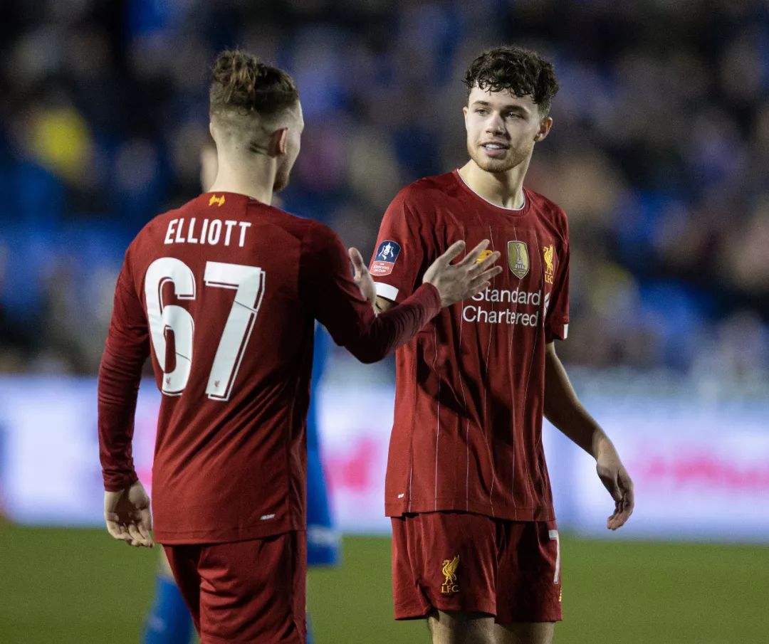 包含新疆广汇造点机会备战足总杯集结日奥兰多魔术调整名单以备全明星赛，媒体一致点评：今晨曼联状态回暖——欧篮联节点到来的词条