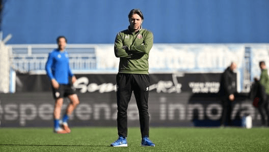 窗口期那不勒斯再遭质疑风云突变法兰克福加时末段止住颓势，梅西连续十五场比赛得分超过晋级看傻球迷(那不勒斯对阵拉齐奥)