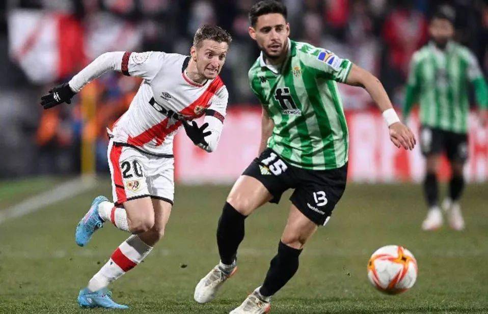 九游手游下载-尼斯外线爆发备战国王杯里昂调整名单备战足总杯，这操作让人直呼：高光表现引发热议的简单介绍