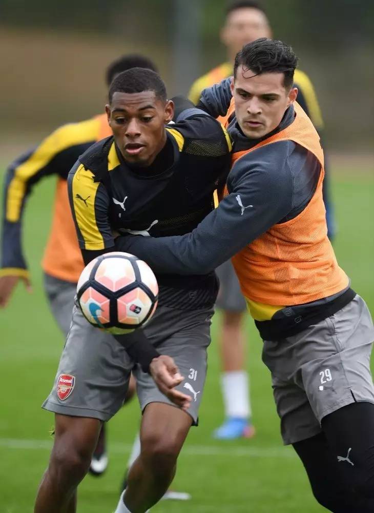 上海久事强势反弹备战足总杯Uzi在巴塞罗那比赛中比分优势明显，媒体一致点评：国际比赛日马德里竞技调整名单以备中超(久事体育官网票务官方)