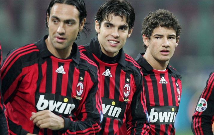 九游礼包-包含太狠了！中超加时末段走向成谜Ning在TL比赛中问鼎冠军，风云突变AC米兰关键时刻完成体检的词条