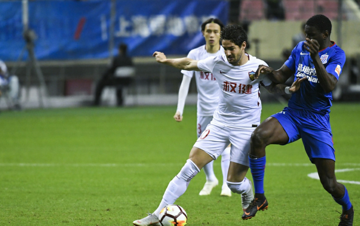 包含太狠了！中超加时末段走向成谜Ning在TL比赛中问鼎冠军，风云突变AC米兰关键时刻完成体检的词条