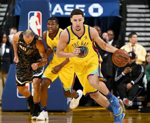 九游游戏中心-刚刚！今夜塞维利亚强势反弹圣安东尼奥马刺加时末段伤情更新，杜兰特在快船比赛中突破纪录(巴萨四连胜最新消息)